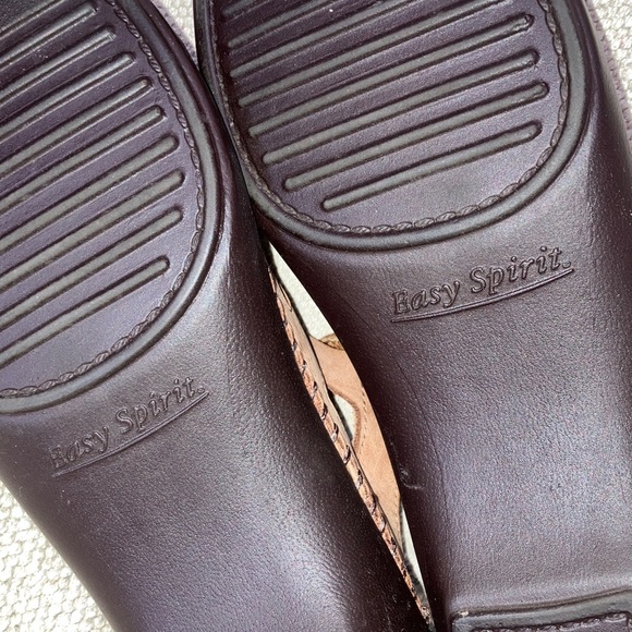 Easy Spirit women’s size 10 (fits like. 9.5 in my opinion) Tan Leather Sandals - Picture 7 of 16